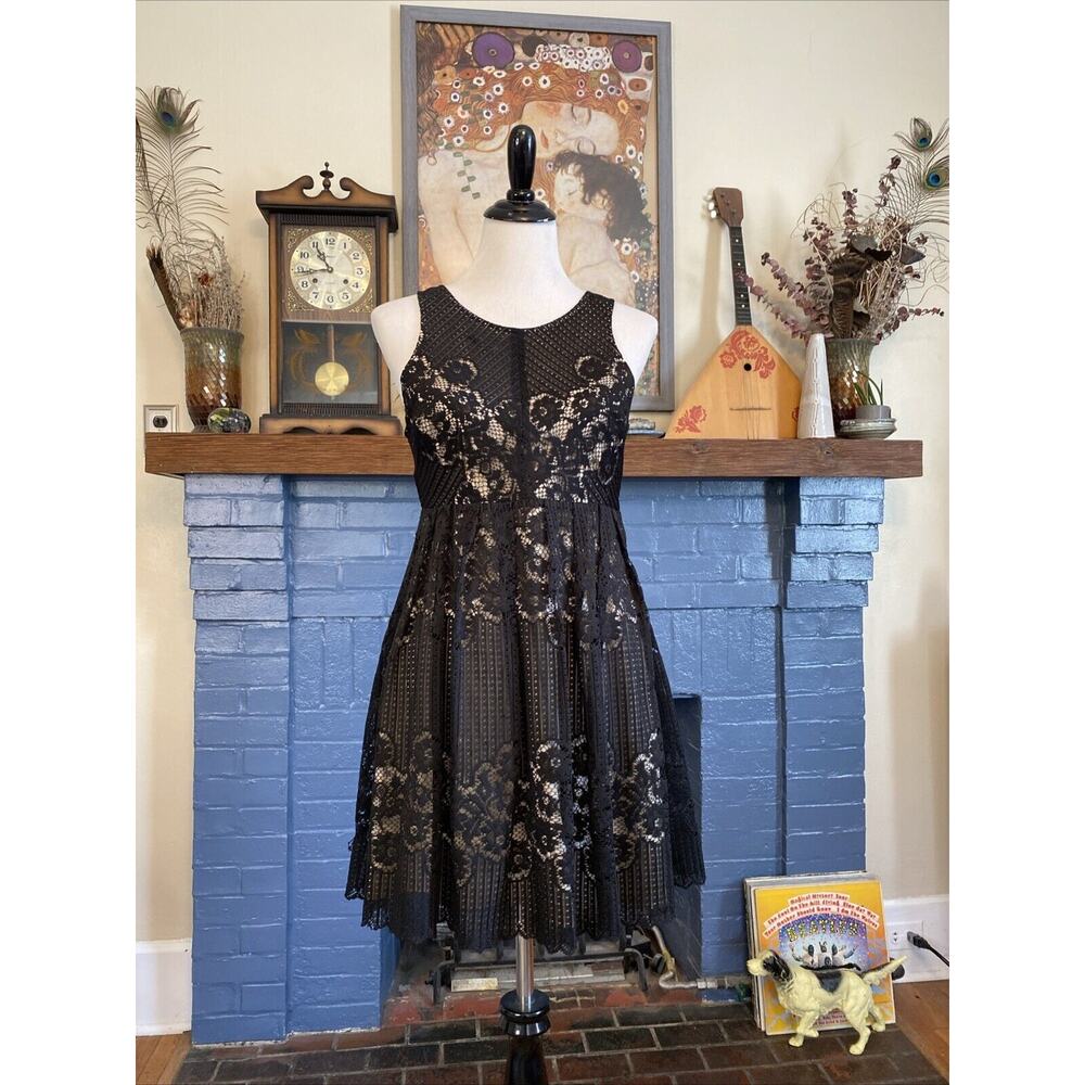 Free People Rocco Dress Black Lace Overlay Sleeveless Open Back Sz 4 Mini Sheer